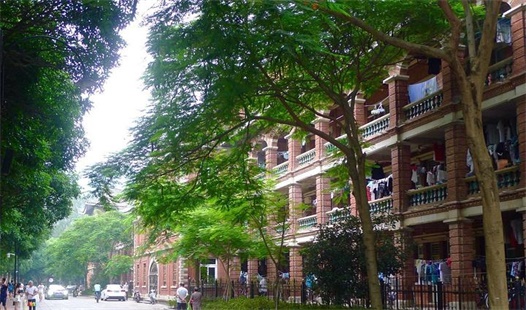 四川大学自考本科课程可以申请免试吗