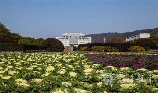 2018年广元成人高考最低录取控制分数线